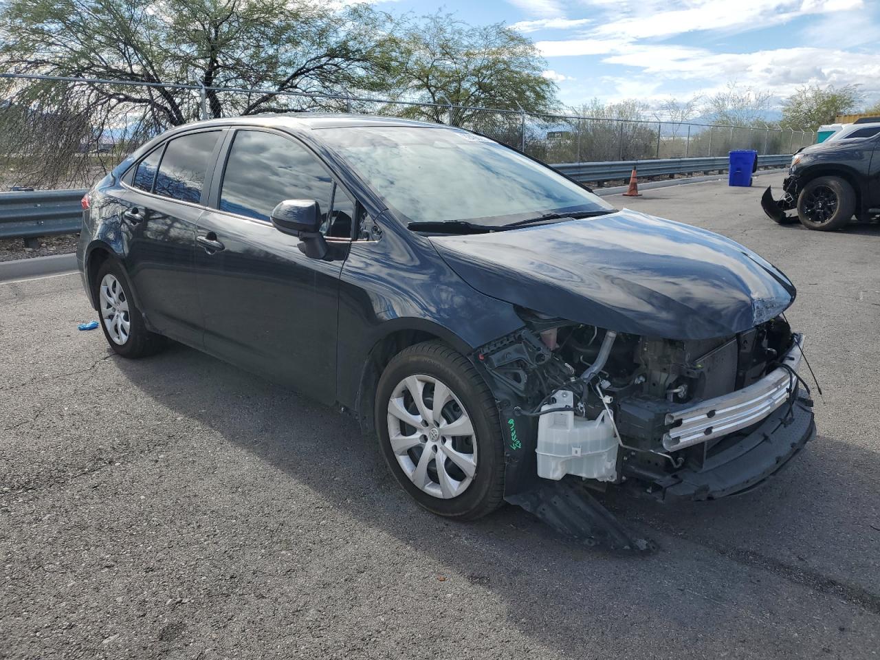 Toyota Corolla Le Image 3