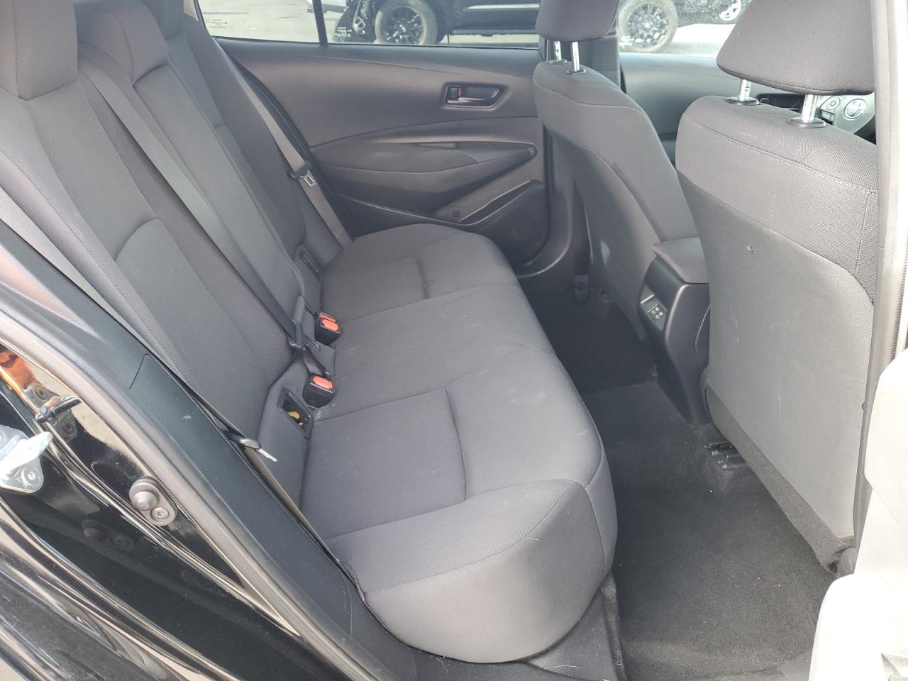 Toyota Corolla Le Image 6