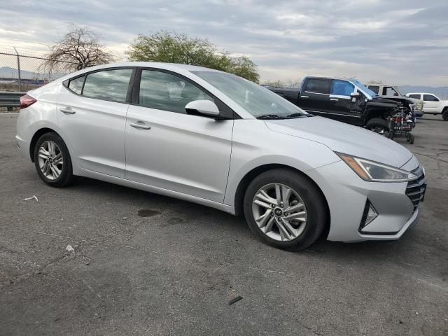 Hyundai ELANTRA Sel Image 2