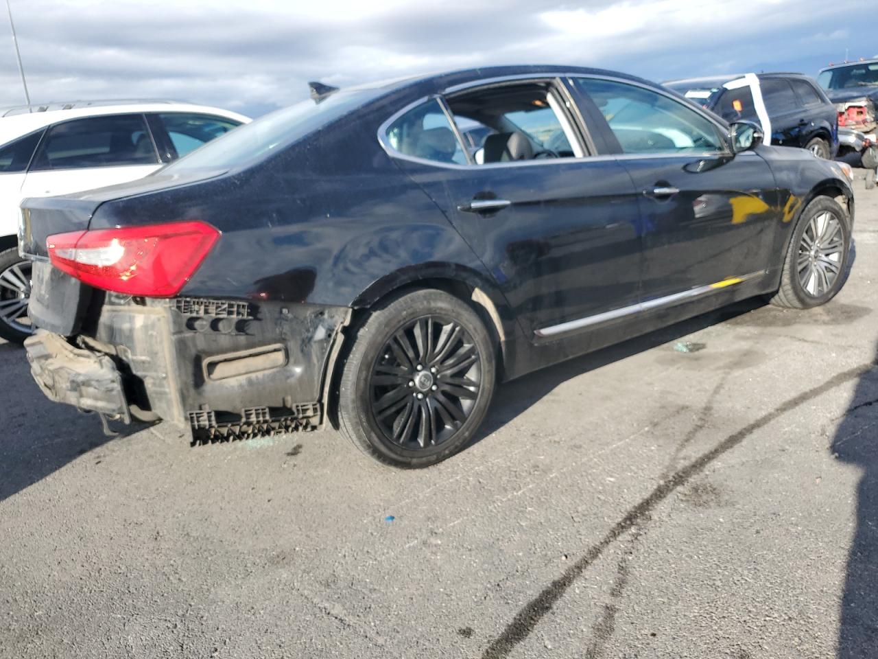 Kia Cadenza Premium Image 5