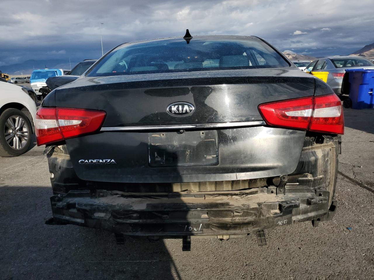 Kia Cadenza Premium Image 9