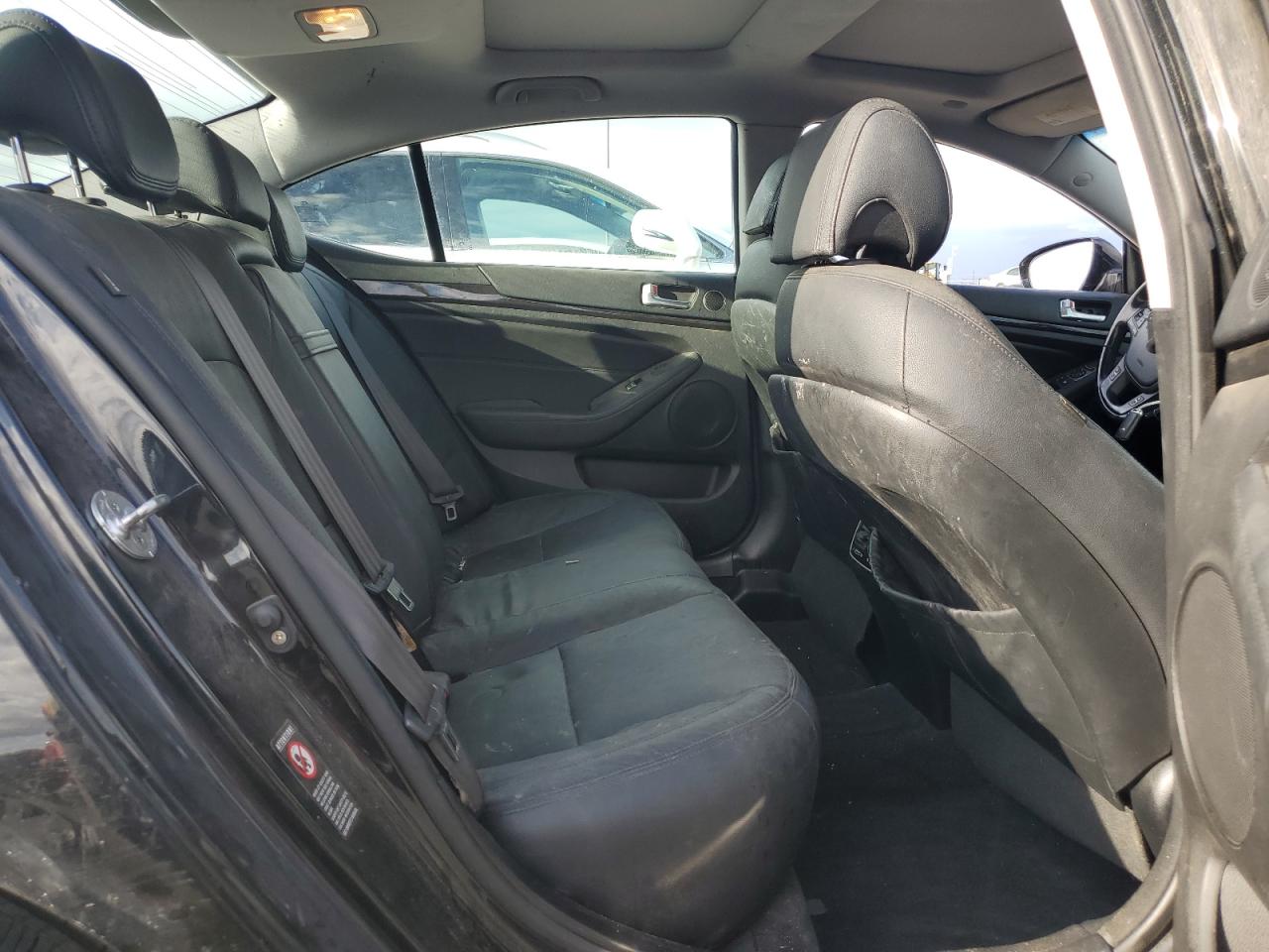 Kia Cadenza Premium Image 11