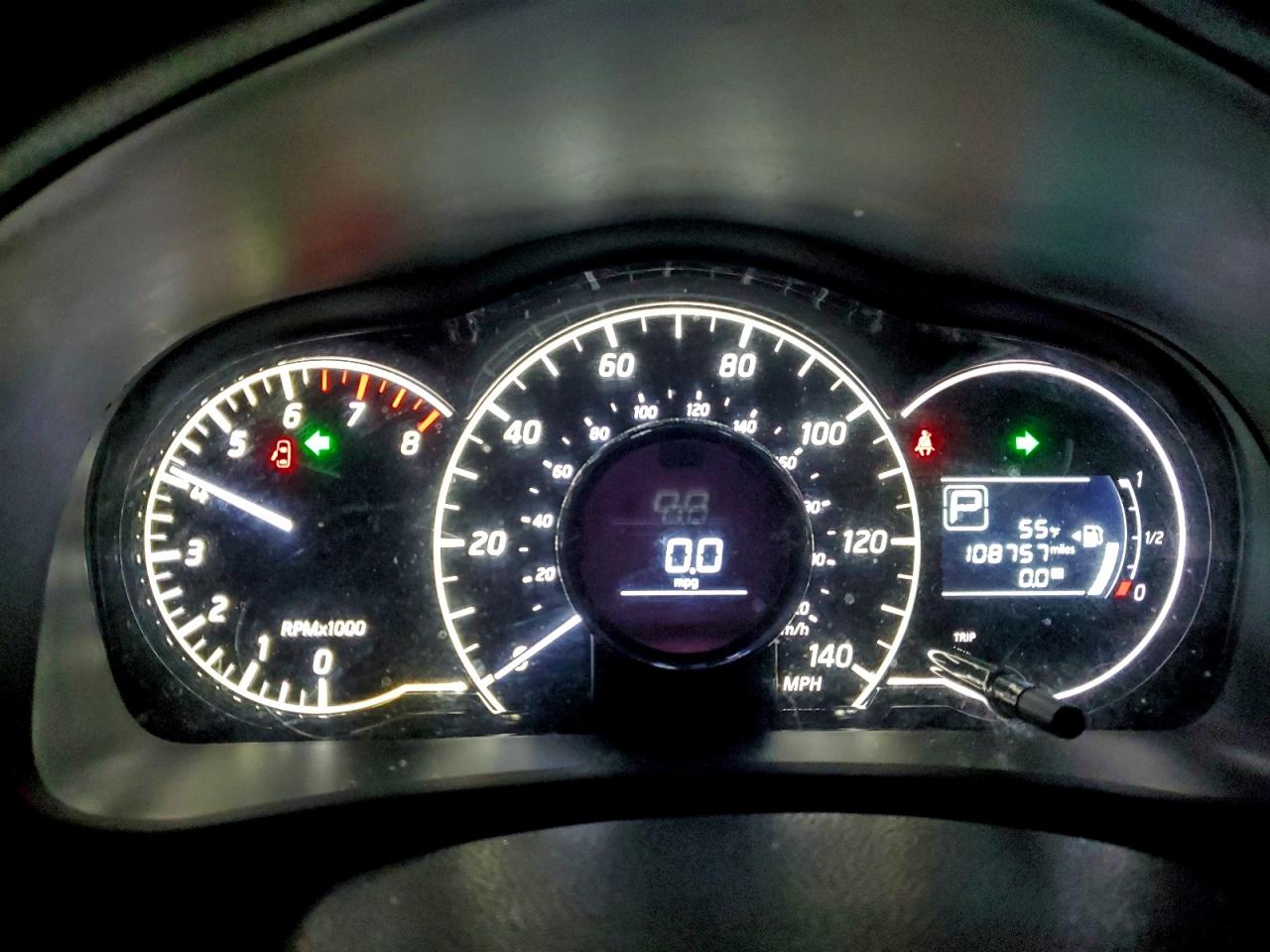 Nissan Versa S Image 8