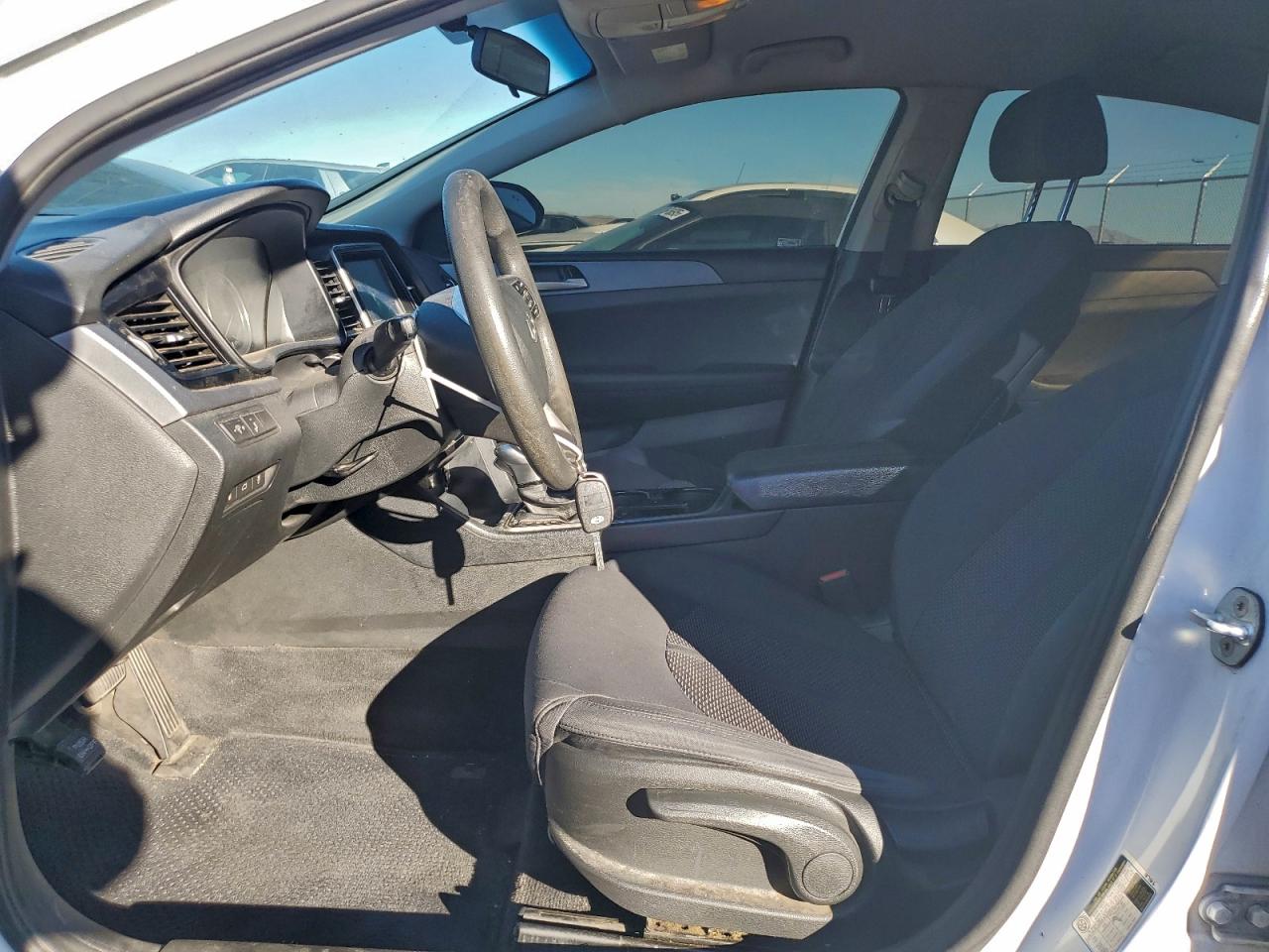 Hyundai SONATA Se Image 9