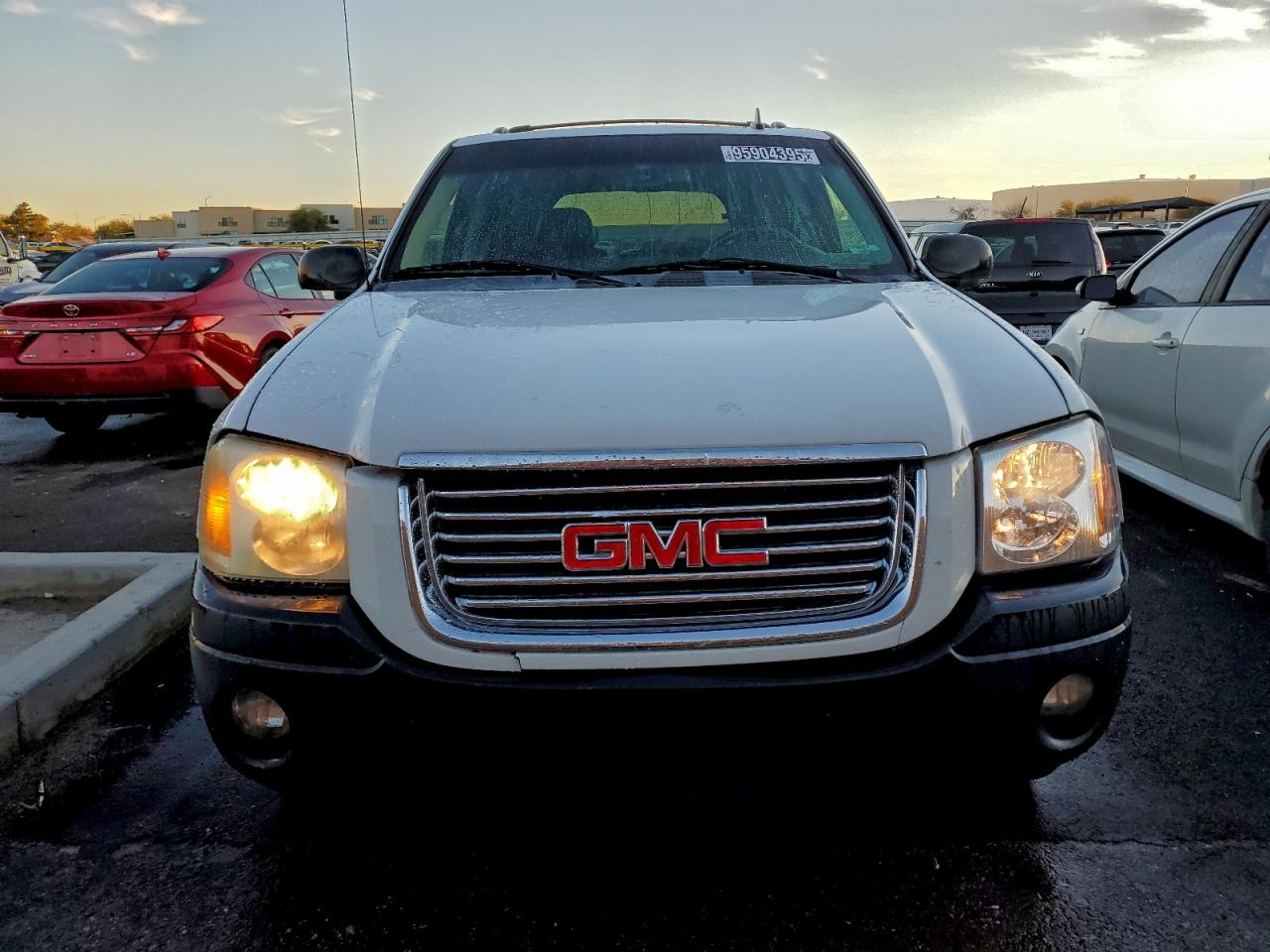 GMC Envoy Image 3