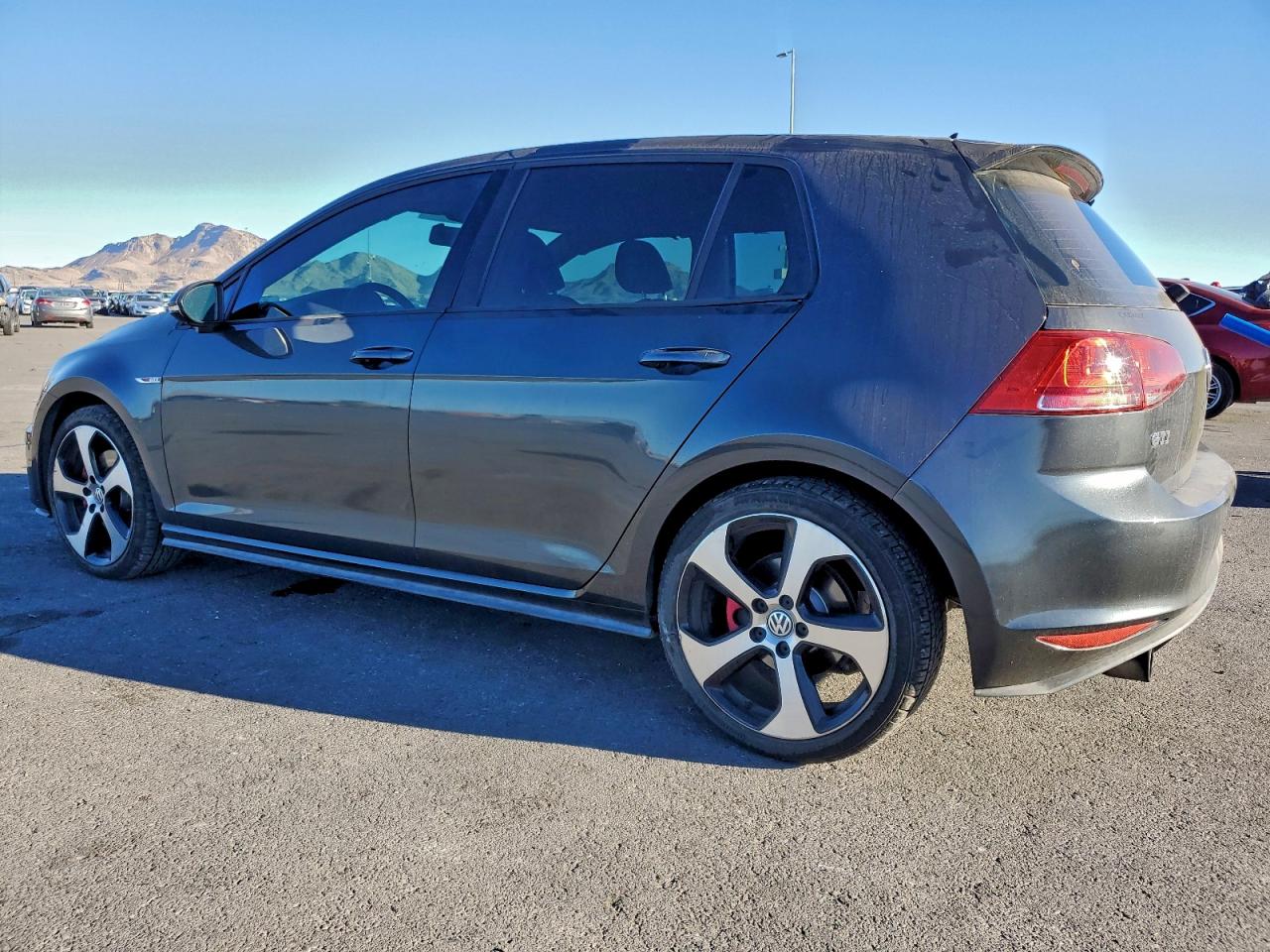 Volkswagen GTI S/se Image 2