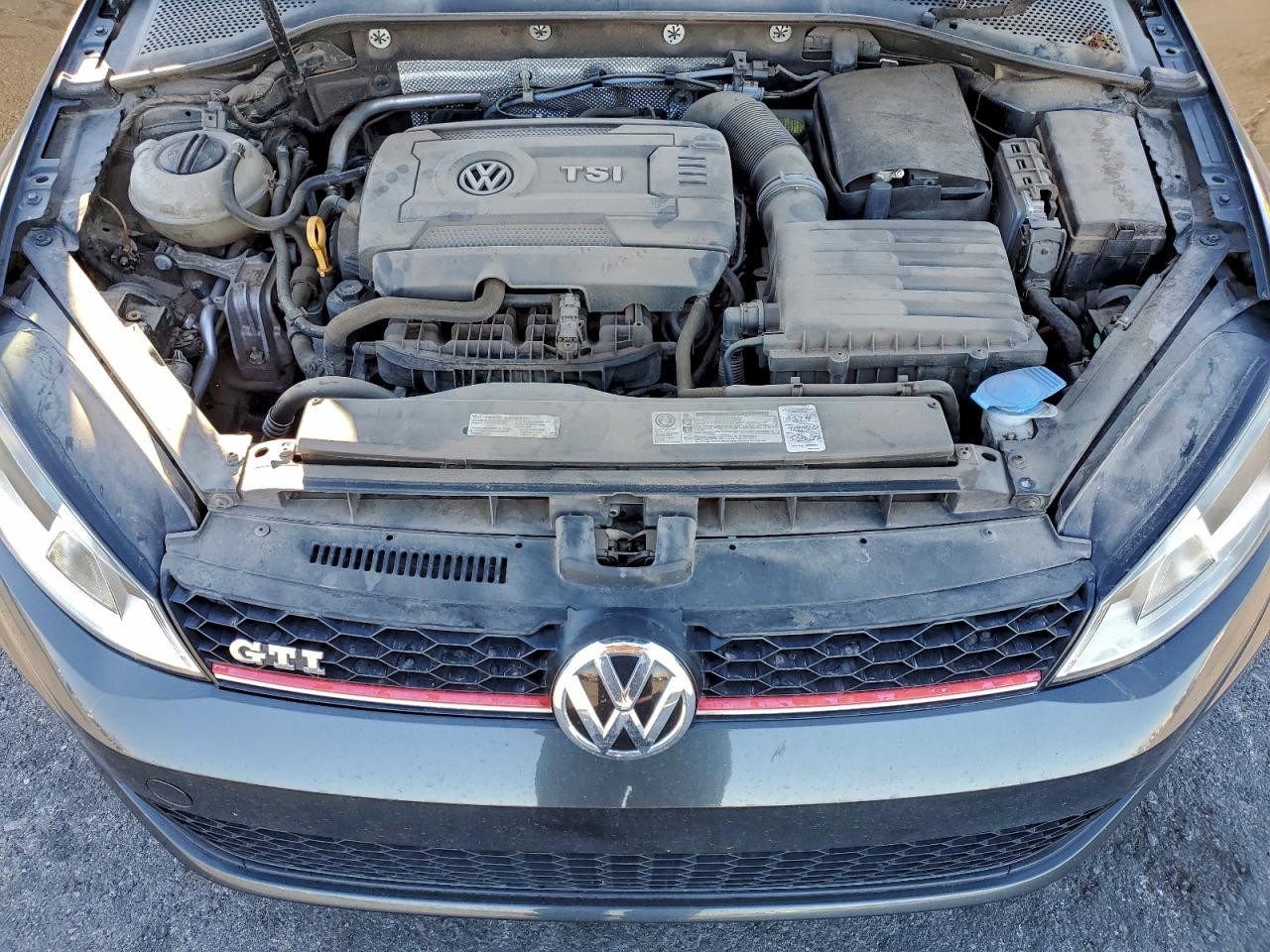 Volkswagen GTI S/se Image 10