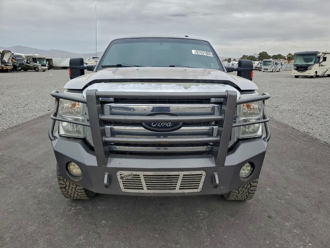 Ford F-350 Super Duty Image 2