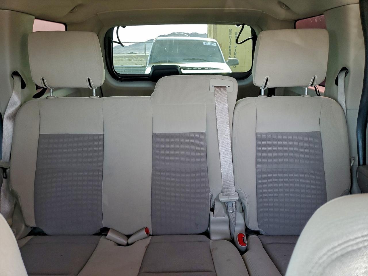 Ford Explorer Xlt Image 8