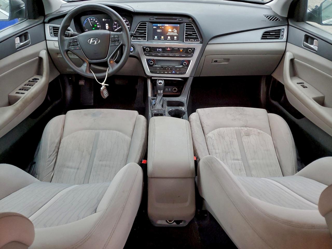 Hyundai SONATA Hybrid Image 7