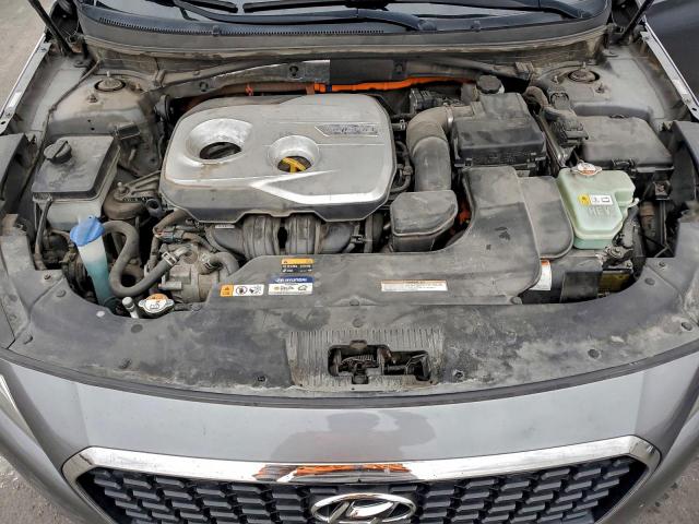 Hyundai SONATA Hybrid Image 2