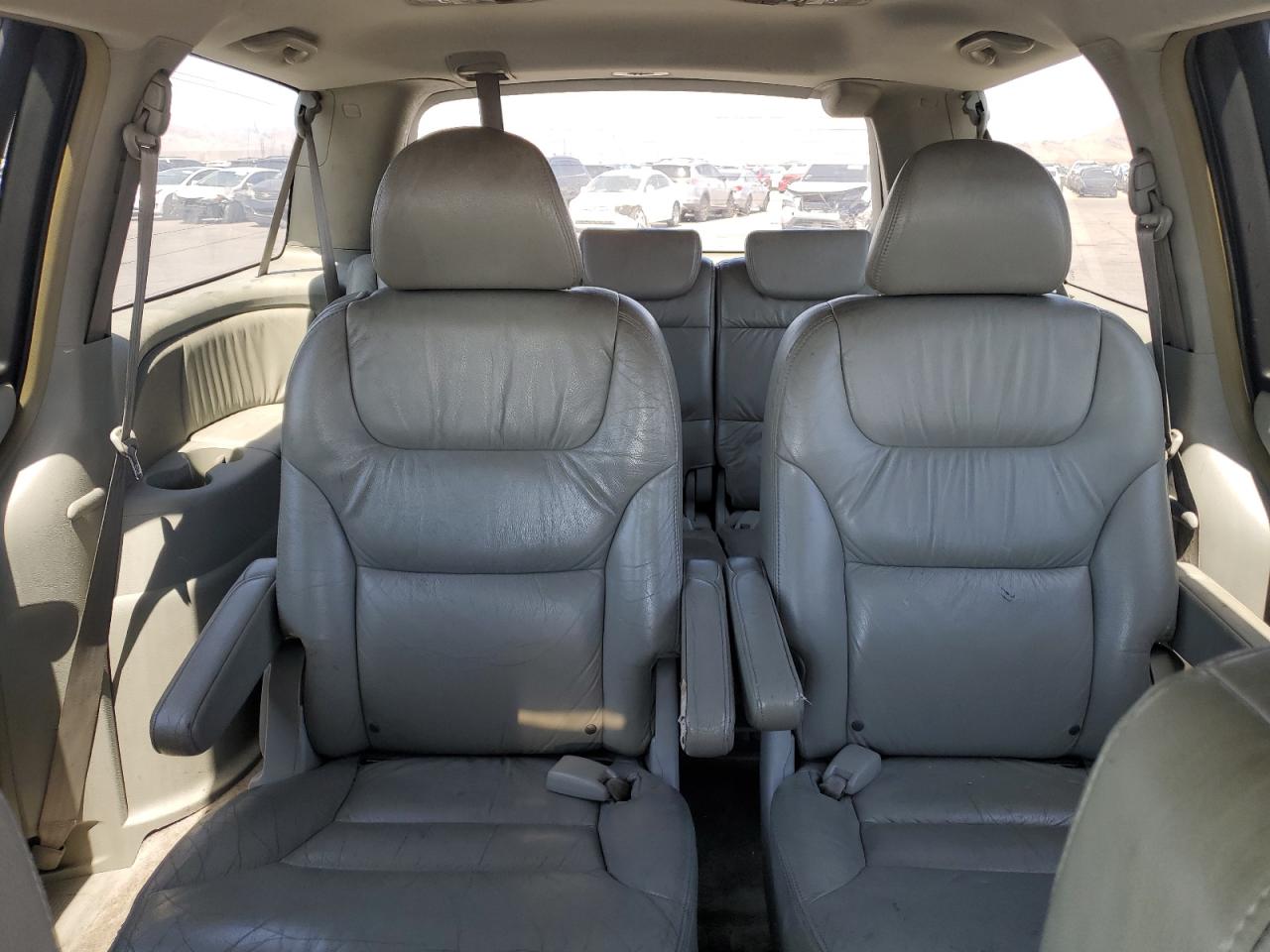 Honda Odyssey Touring Image 12