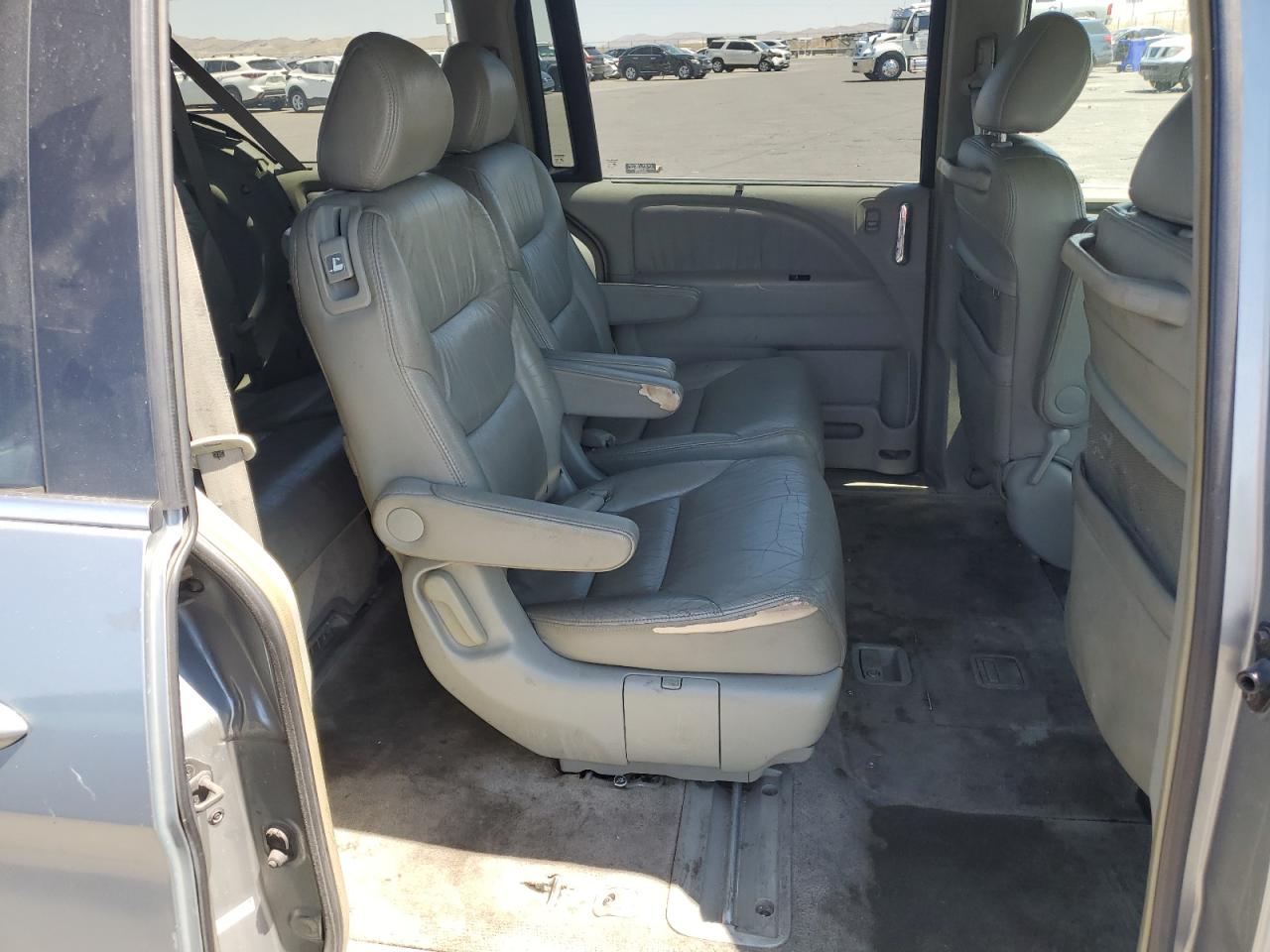 Honda Odyssey Touring Image 7