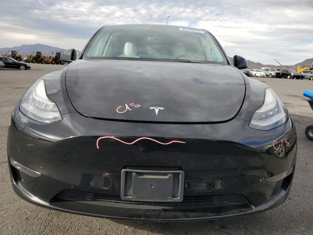 Tesla Model Y Image 8