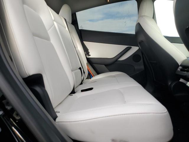 Tesla Model Y Image 10