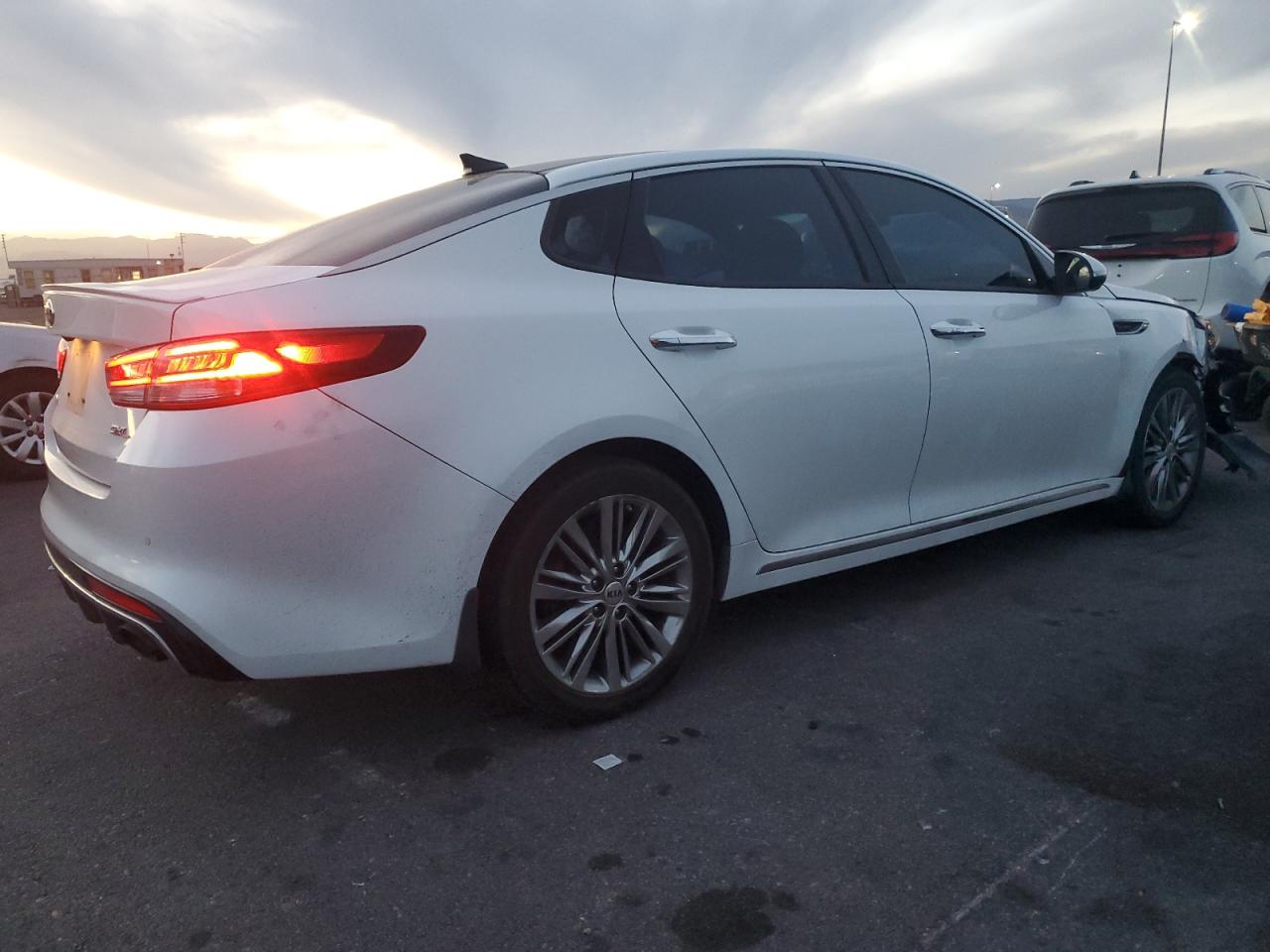 Kia Optima Sxl Image 7