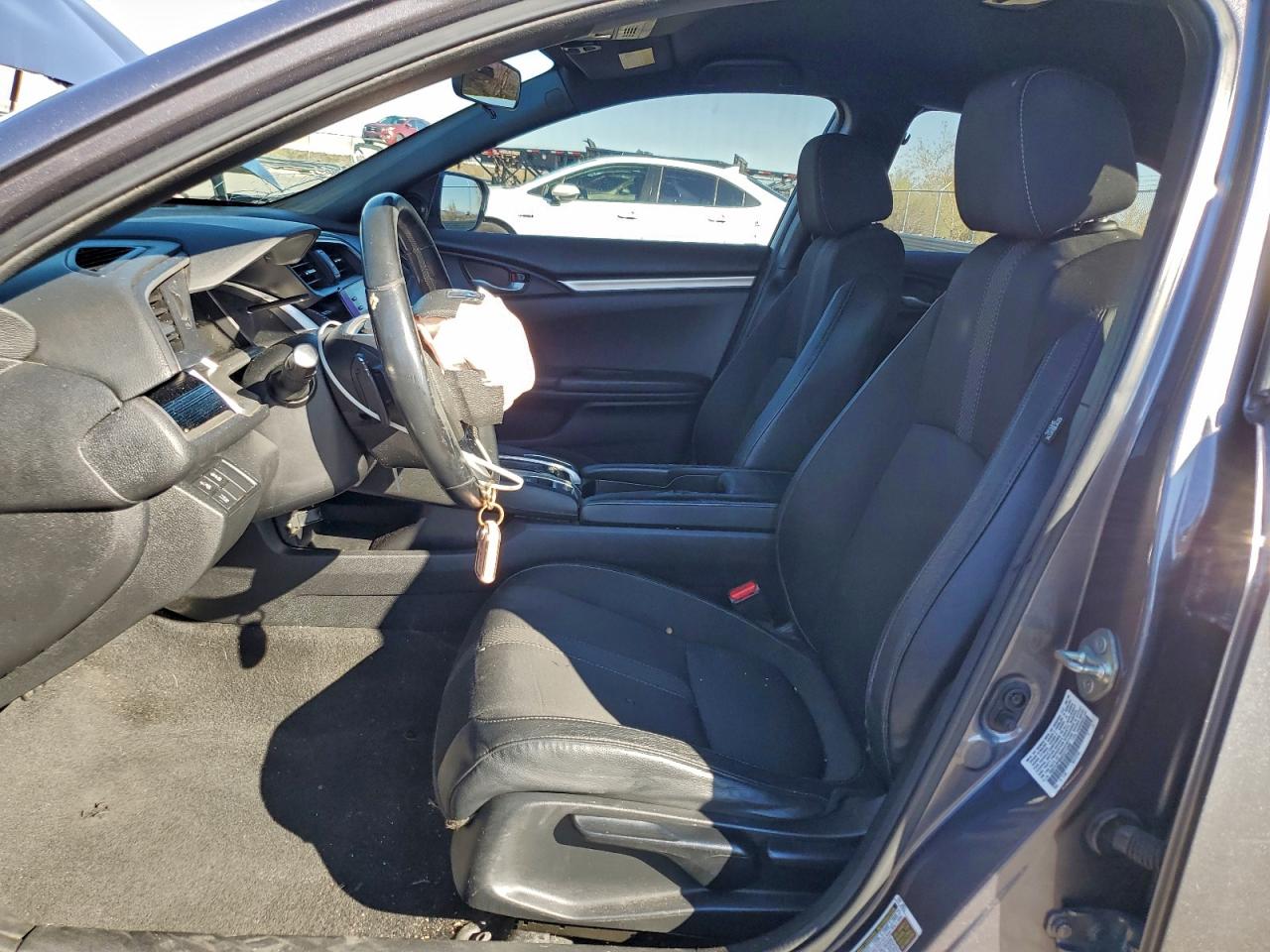 Honda Civic Sport Image 12