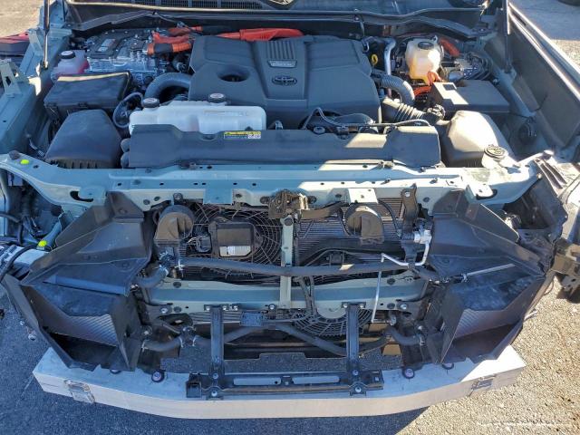 Toyota Tundra Crewmax Limited Image 11