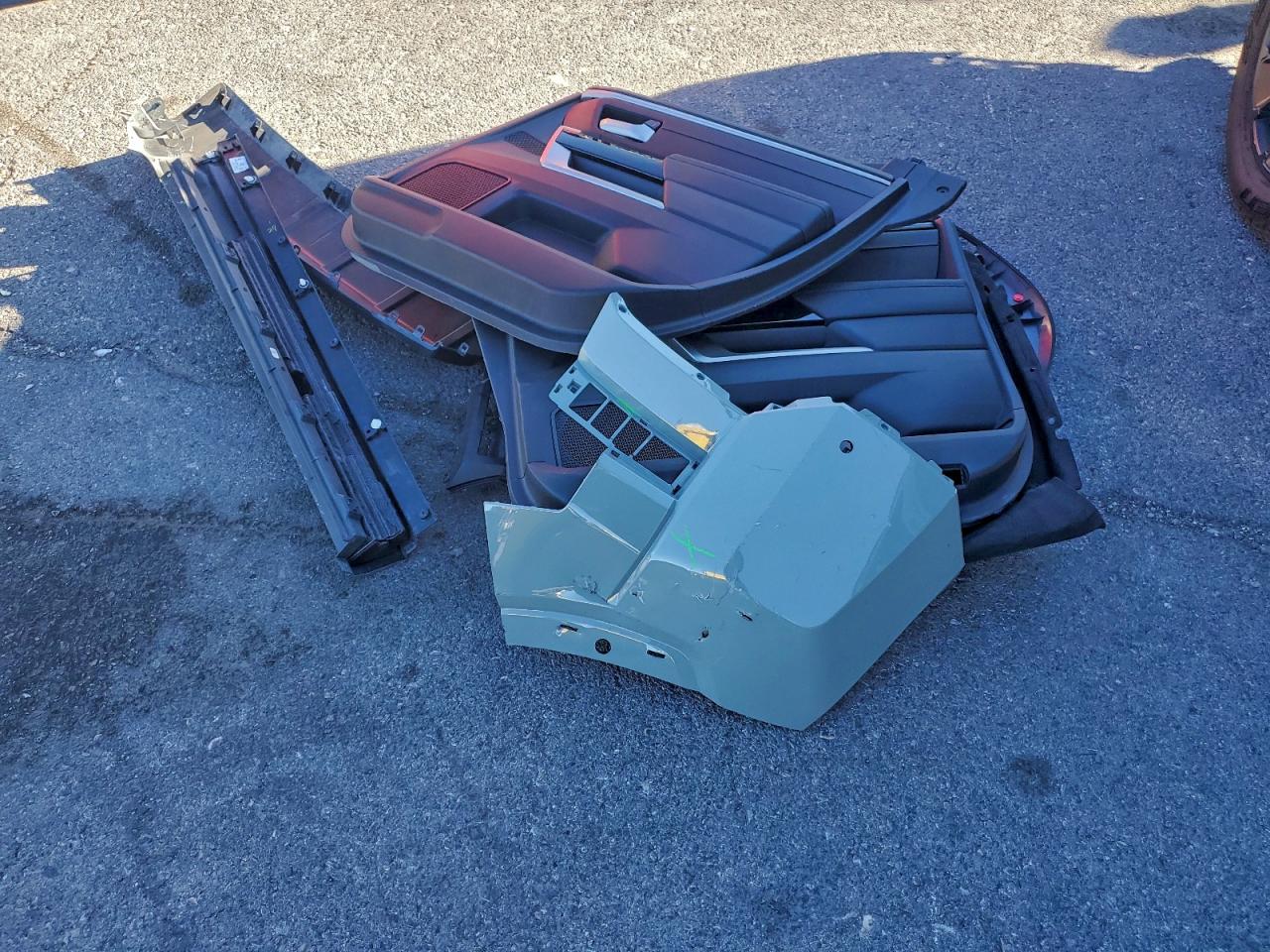 Toyota Tundra Crewmax Limited Image 13