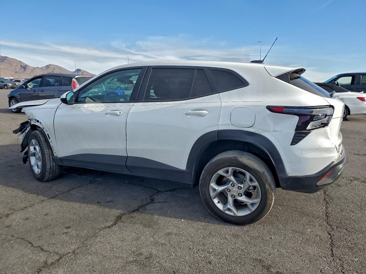 Chevrolet Trax Ls Image 6