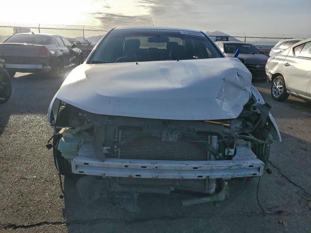 Ford Fusion S Image 5