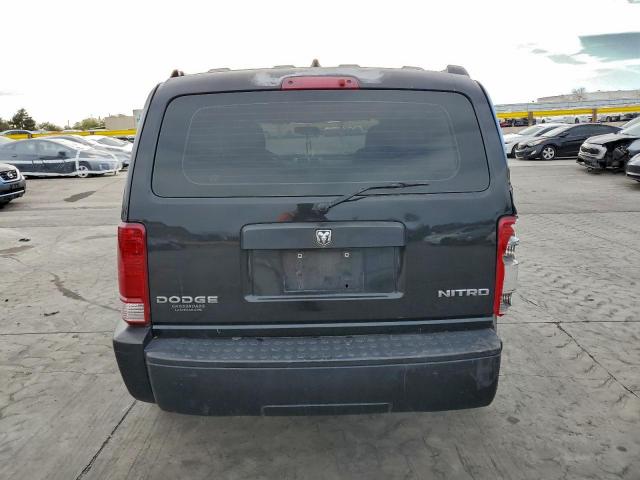 Dodge Nitro Se Image 9