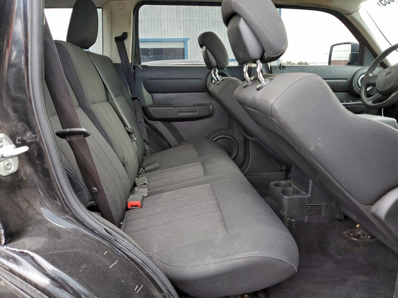 Dodge Nitro Se Image 13