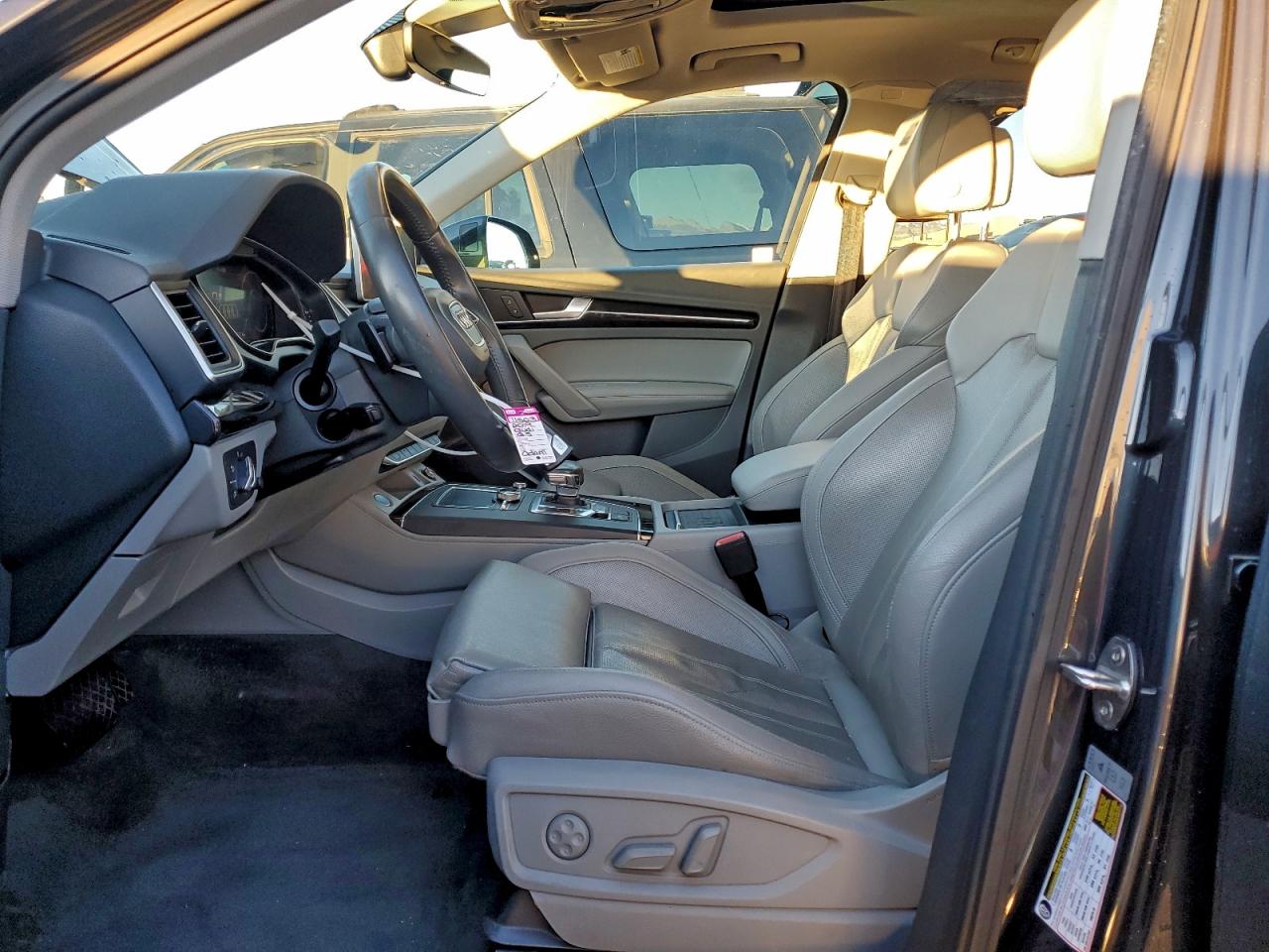 Audi Q5 Premium Plus Image 4