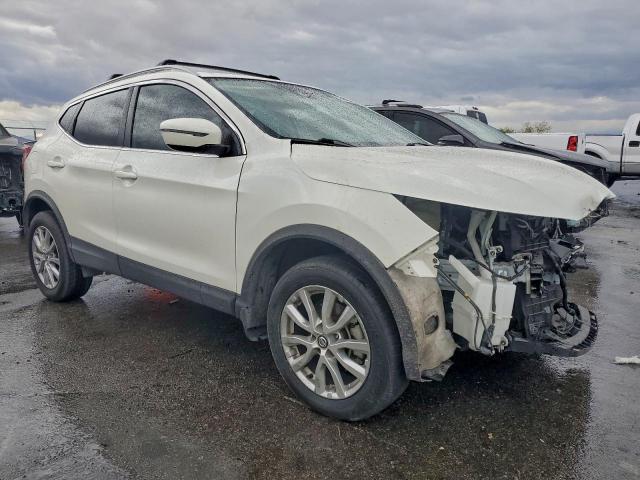 Nissan Rogue S Image 3