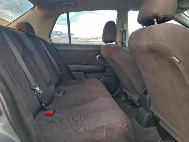 Nissan Versa S Image 4