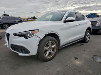  Salvage Alfa Romeo Stelvio