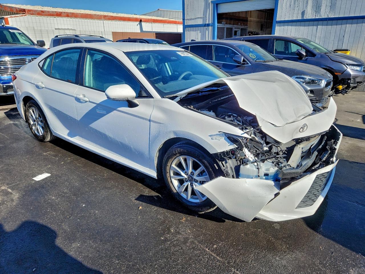 Toyota Camry Xse Image 3