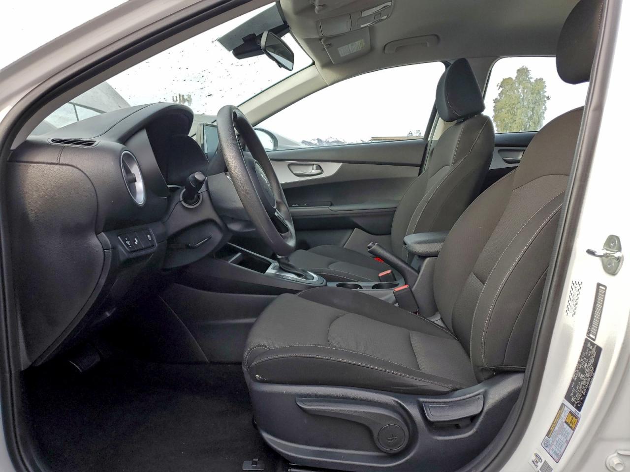 Kia Forte Lx Image 2