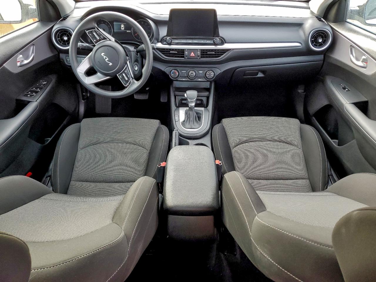 Kia Forte Lx Image 6