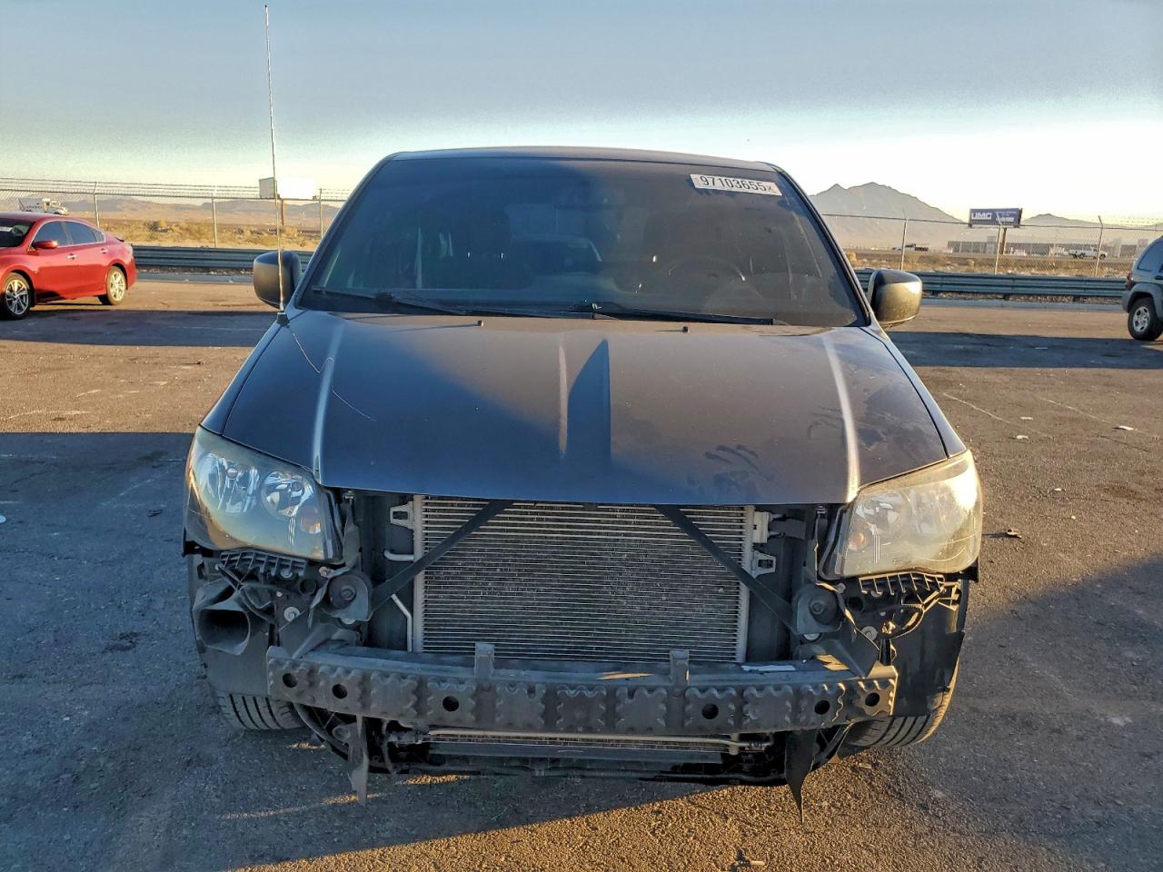 Dodge Caravan Se Image 11