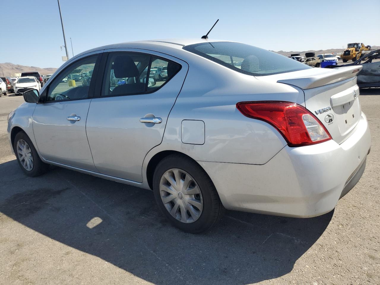 Nissan Versa S Image 5