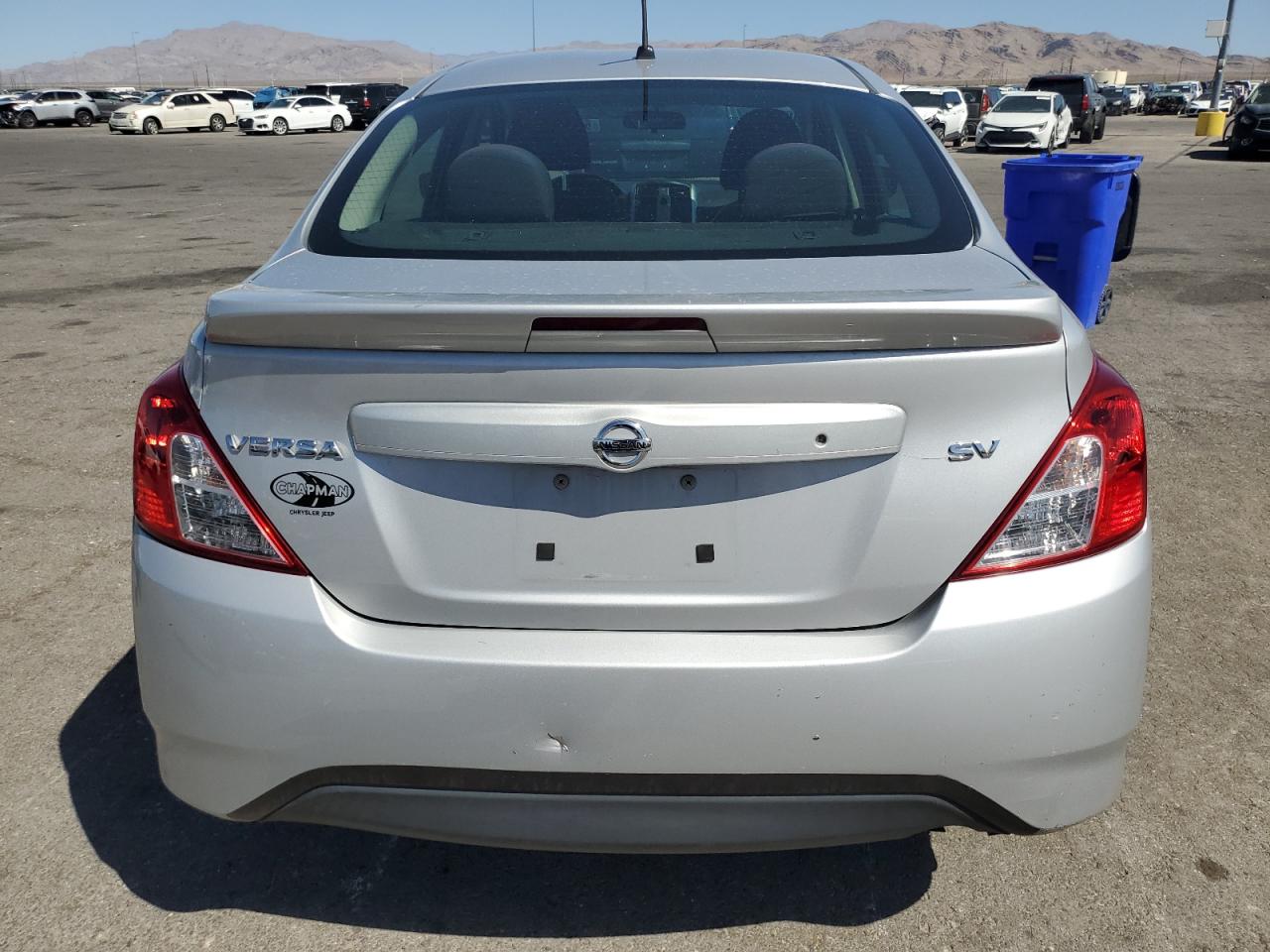 Nissan Versa S Image 3