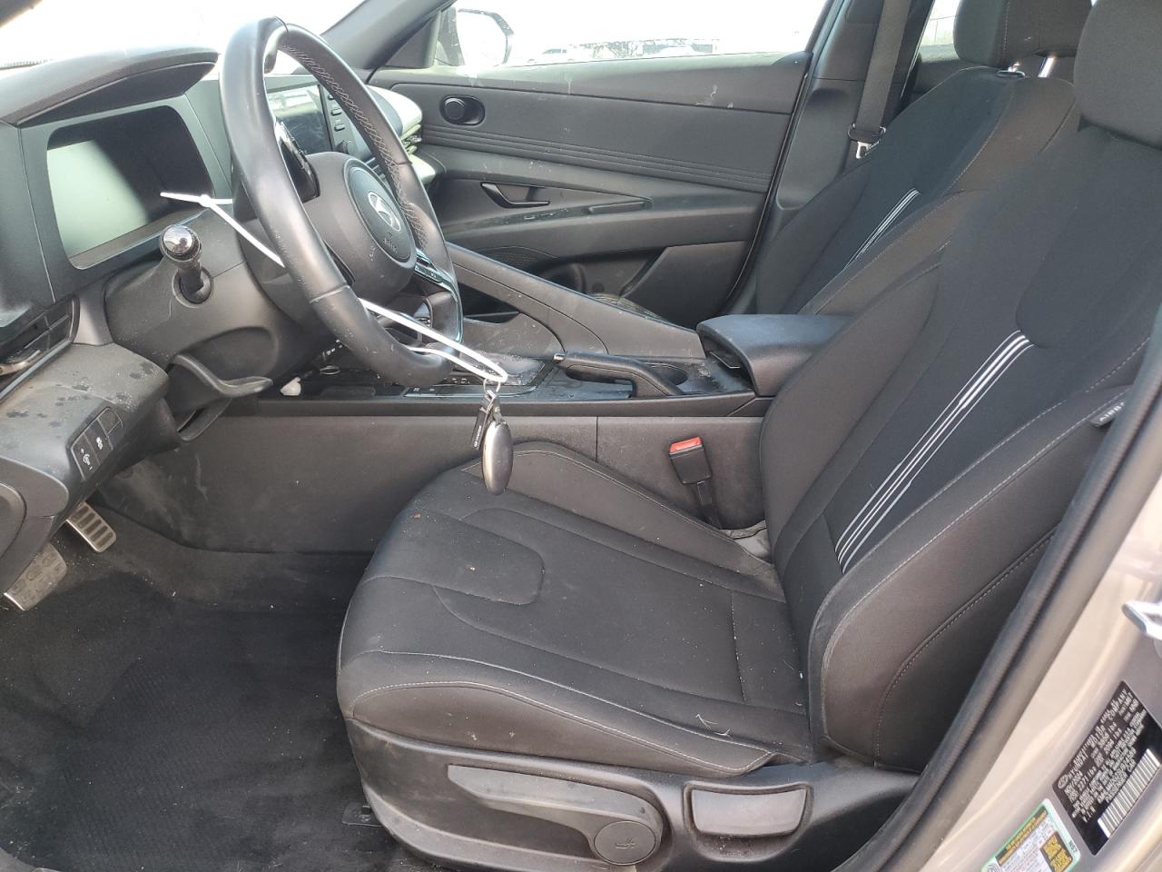 Hyundai ELANTRA Sel Sport Image 4