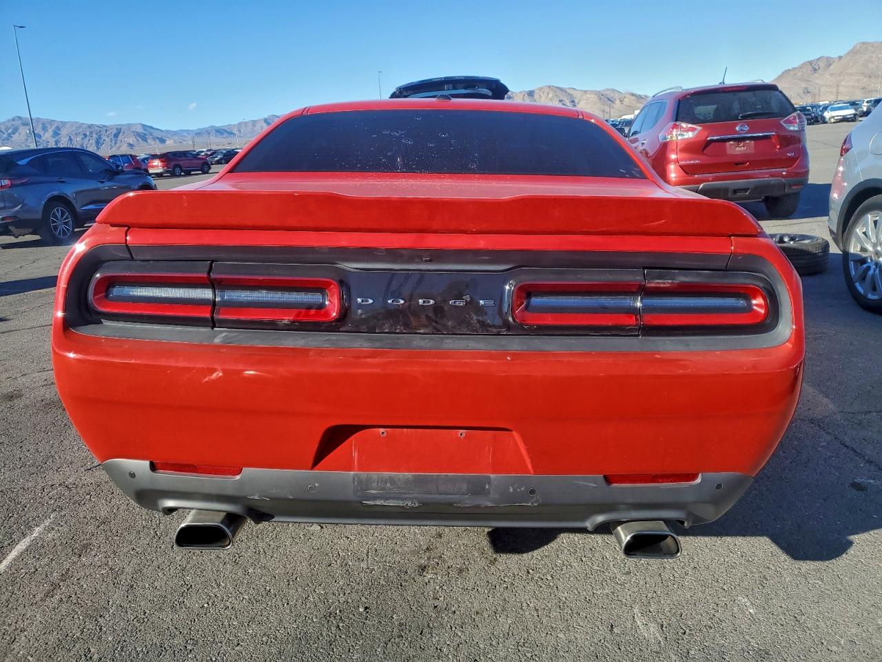 Dodge Challenger Sxt Image 4
