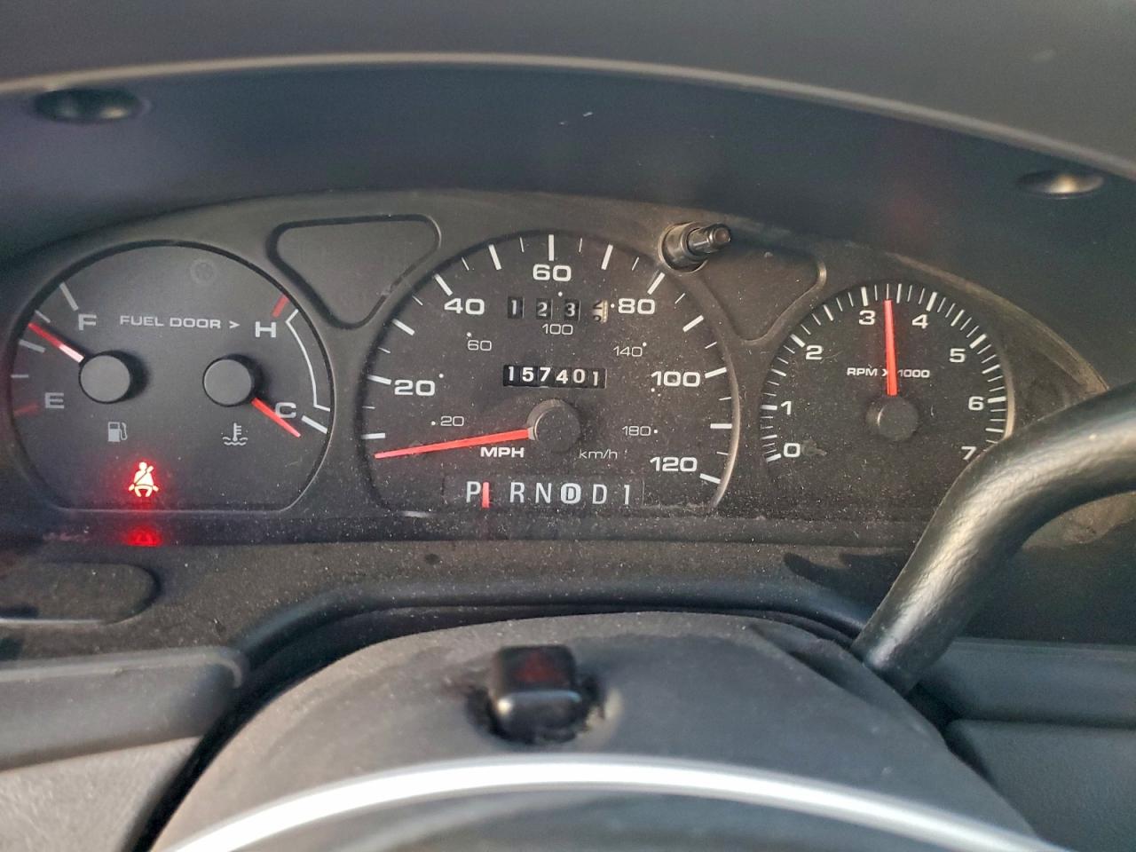 Ford Taurus Lx Image 6