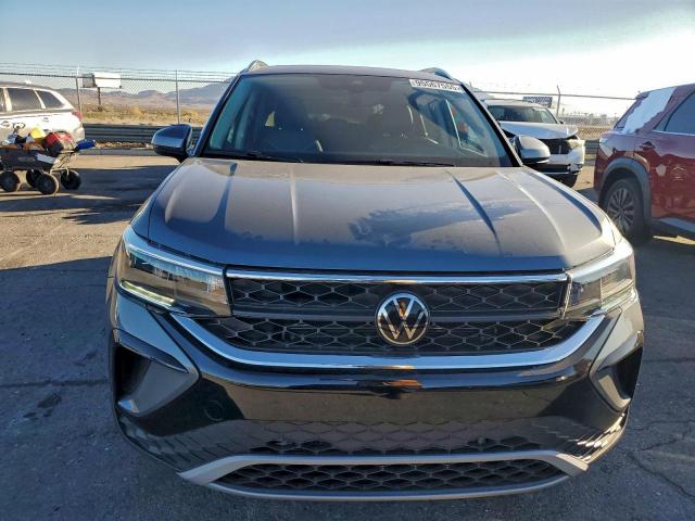 Volkswagen Taos Se Image 6