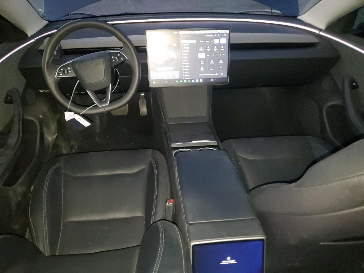 Tesla Model 3 Image 5