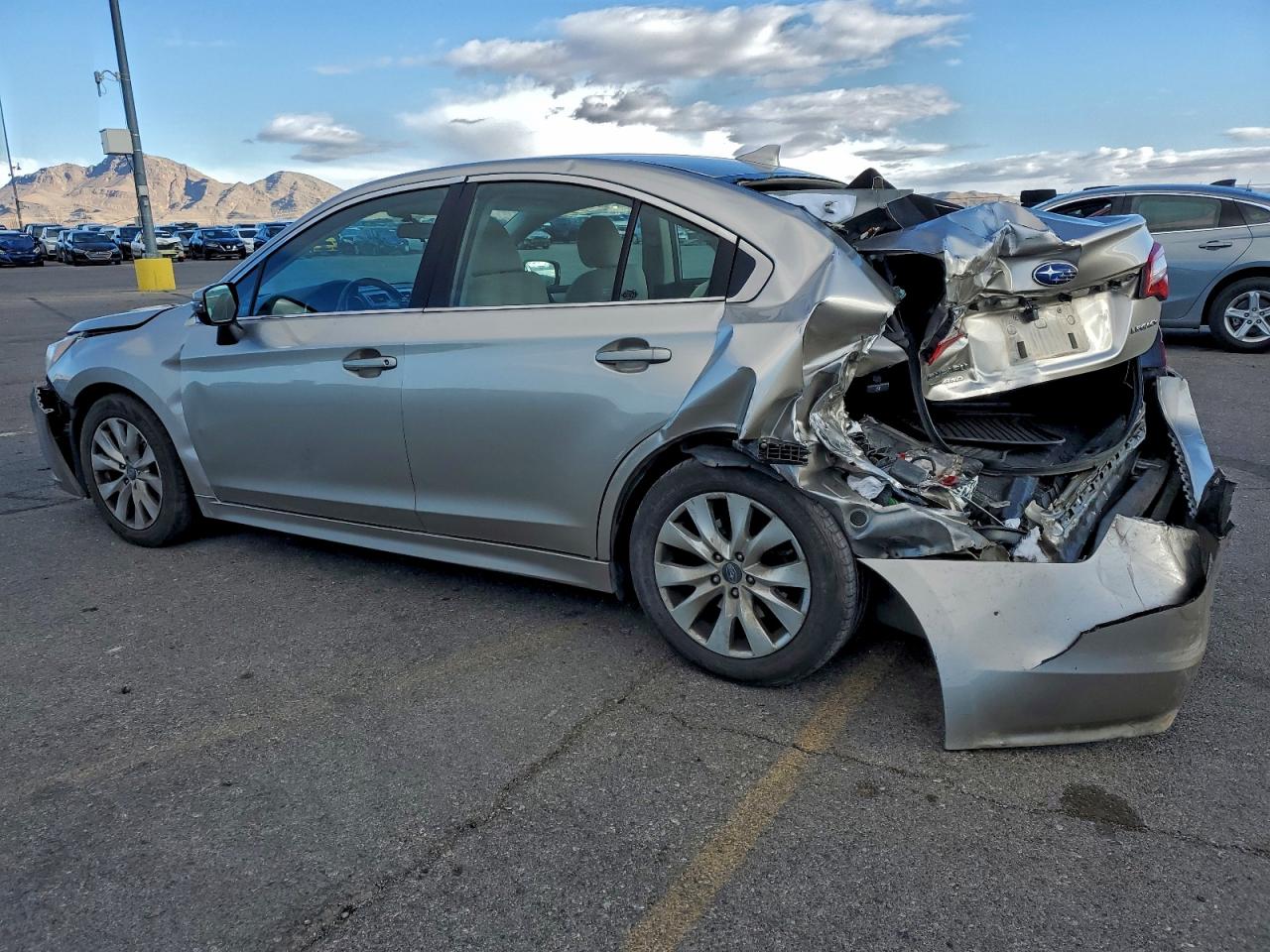 Subaru Legacy 2.5i Premium Image 9