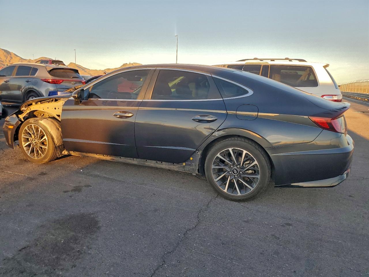 Hyundai SONATA Limited Image 5