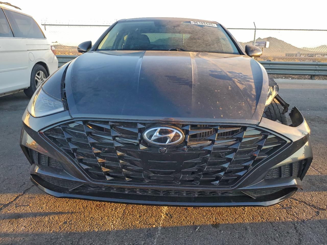 Hyundai SONATA Limited Image 2