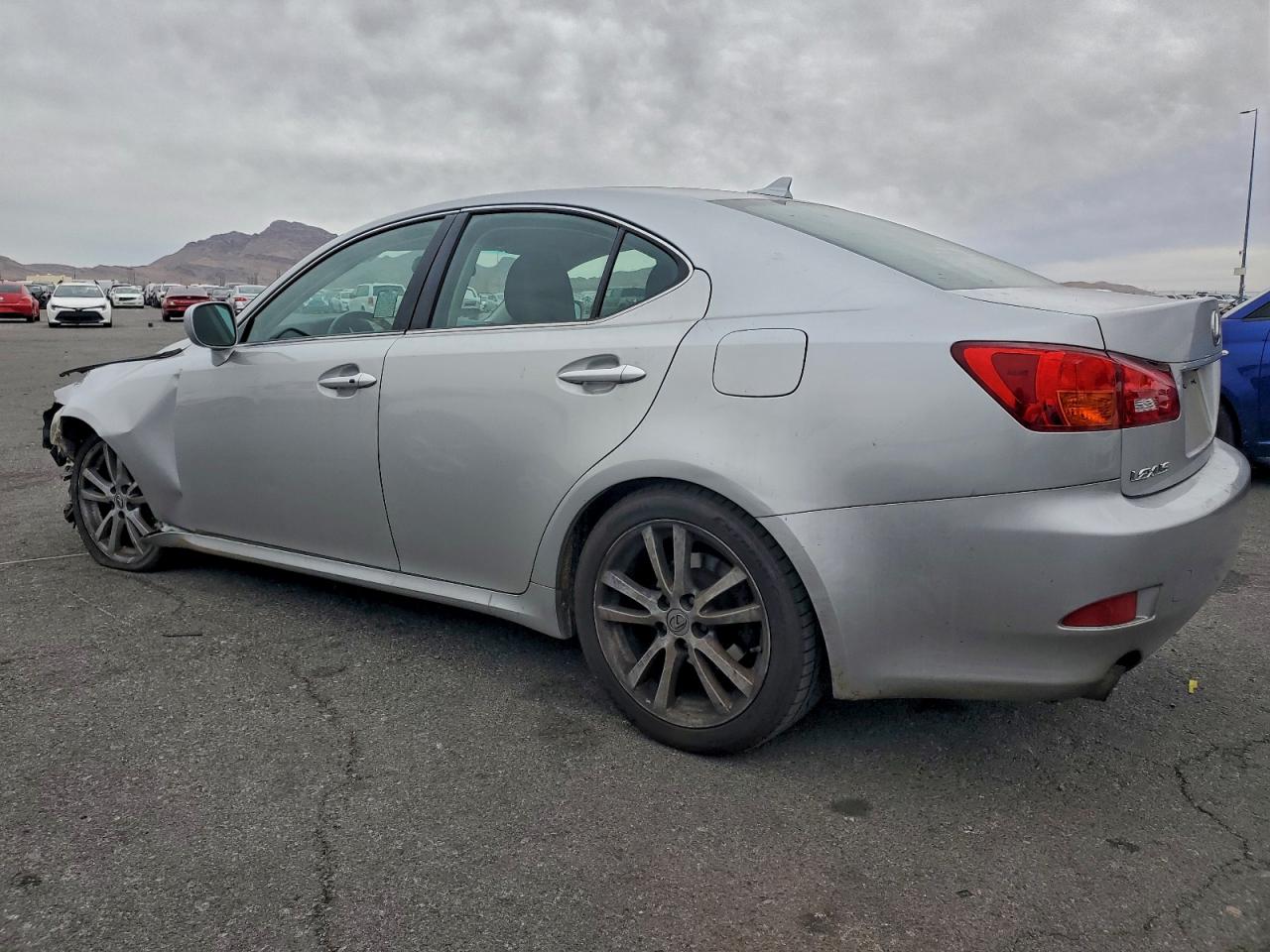 Lexus Is 250 Image 12