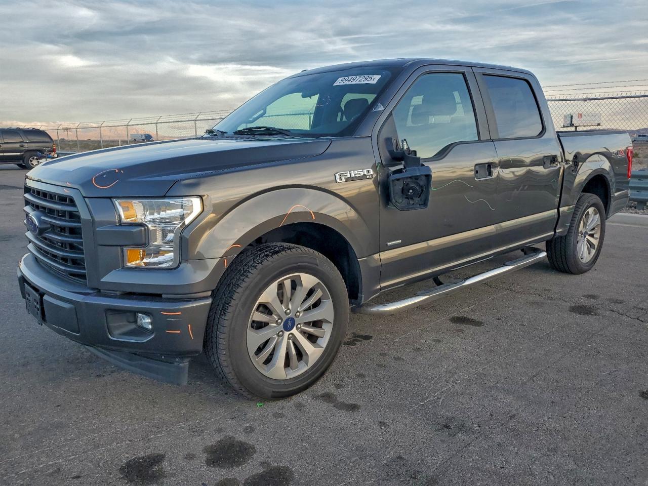 Ford F-150 Supercrew Image 1