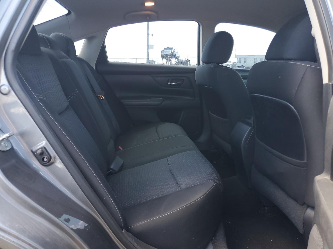 Nissan Altima 2.5 Image 9