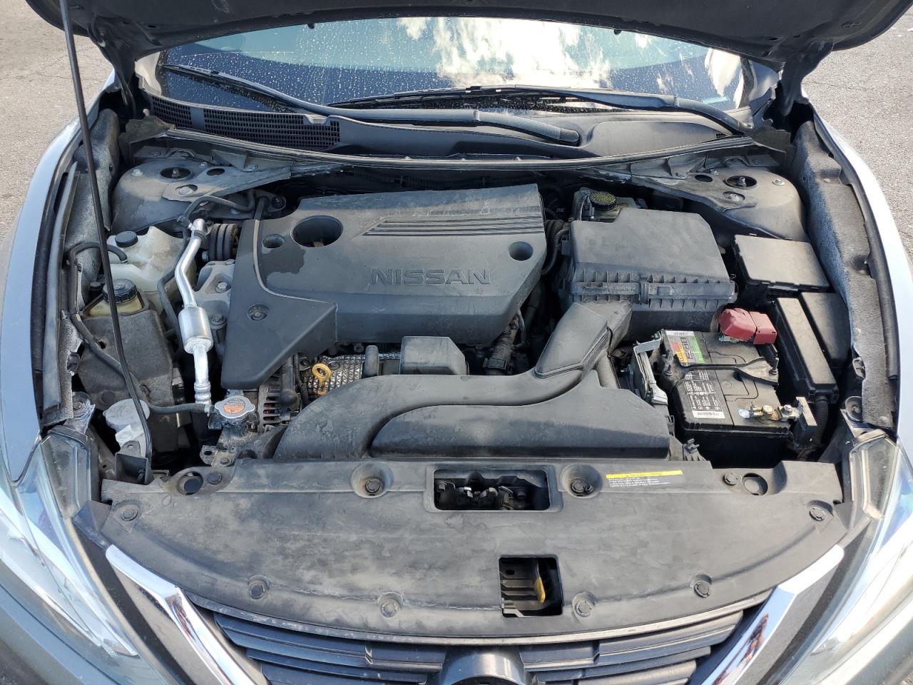 Nissan Altima 2.5 Image 8