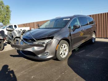  Salvage Chrysler Pacifica